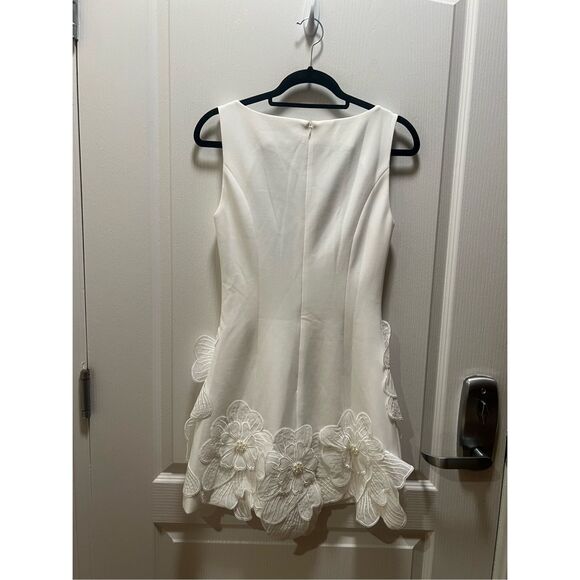 Elliatt Janelle Mini Dress White Bridal Shower Bachelorette size L NWT $340 - Picture 5 of 7